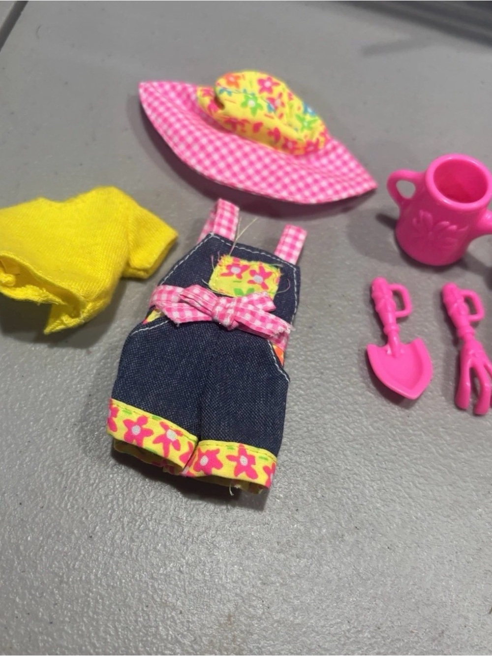 Vintage Stacie Doll Barbie With Accessories 1990s VG+ Mattel